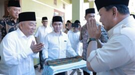 Ketua Umum Partai Gerindra Prabowo Subianto mengunjungi Pondok Pesantren Amanatul Ummah, Mojokerto, Jawa Timur, Minggu, 21 Mei 2023. (Dok. Tim Media Prabowo Subainto)