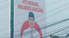 Baliho dukungan Partai Solidaritas Indonesia (PSI) untuk Kaesang Pangarep di Kota Depok. (Foto Instagram.com/@ferrybergerak98)
