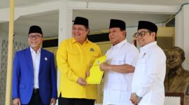 Ketua Umum Partai Gerindra Prabowo Subianto bersama Ketuam Umum Partai Golkar Airlangga Hartarto, Ketua Umum ZUlkifli Hasan dan Ketua Umum PKB Muhaimin Iskandar. (Dok. Tim Media Prabowo Subainto)

