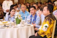 Cawapres nomor urut 2 Gibran Rakabuming Rakasaat menghadiri perayaan Natal DPD Golkar Sulawesi Utara di Sutan Raja Hotel and Convention Manado. (Dok. Tim Media Prabowo-Gibran)