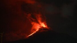 Aktivitas Vulkanik Gunungapi Lewotobi Laki-Laki Meningkat. (Dok. Esdm.go.id)