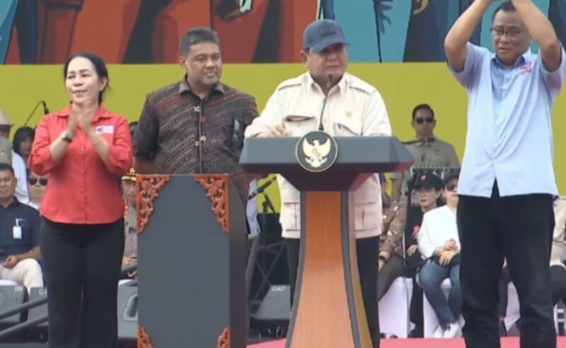 Presiden Republik Indonesia Prabowo Subianto hadir langsung dalam perayaan Hari Buruh Internasional 2025 di kawasan Monumen Nasional (Monas), Jakarta, Kamis (1/5/2025). (Dok. Tim Media Prabowo)