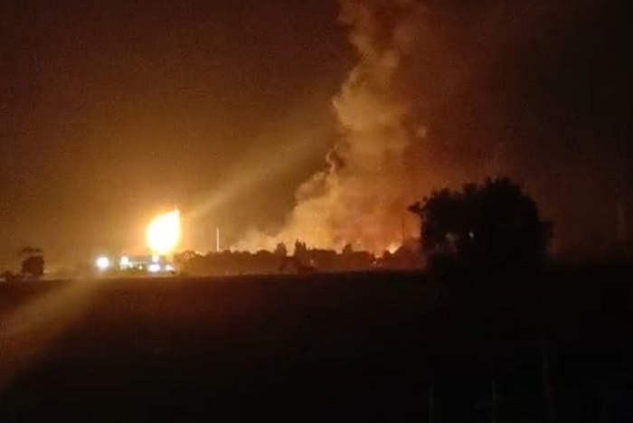 4. Dua karyawan alami luka bakar akibat ledakan hebat di fasilitas PT Pertamina EP Subang. (Dok. Vidio Viral)